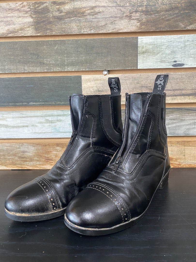 USED Saxon Youth Syntovia Paddock Boots 5 Black