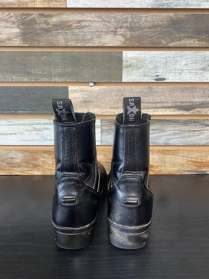 USED Saxon Youth Syntovia Paddock Boots 5 Black