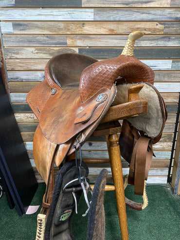 USED Dakota Barrel Saddle 15" Medium Oil