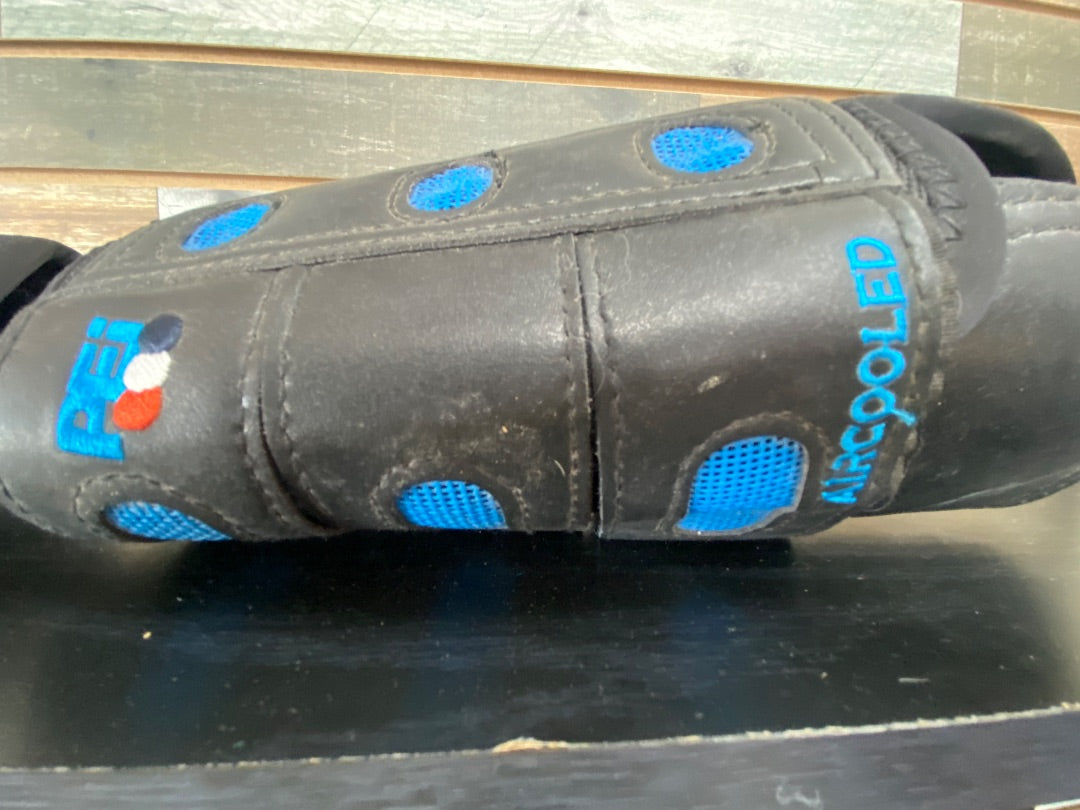 USED  Aircool Front Boots Small