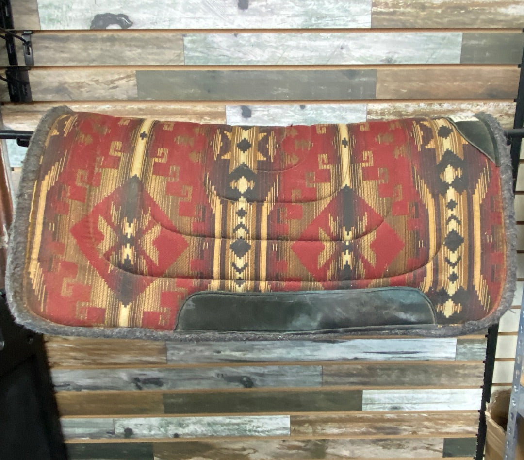 USED Diamond Wool Felt Pad 28"X30" Aztec