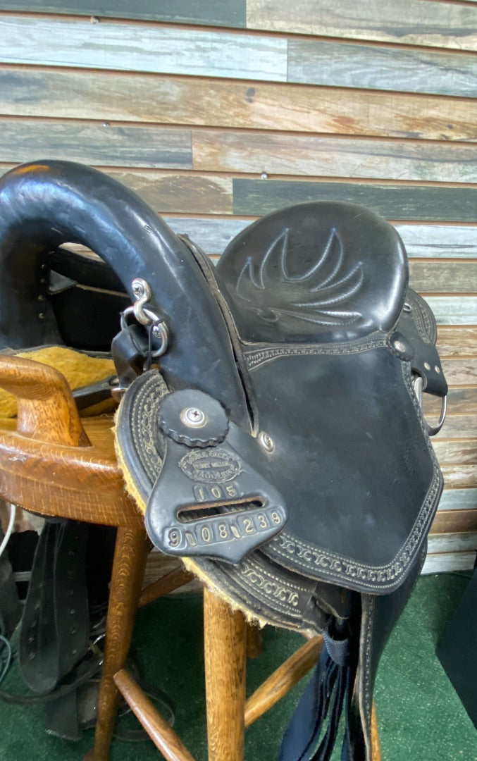 USED Double Creek Henry Miller Saddlery Endurance Trail Saddle 16" Black