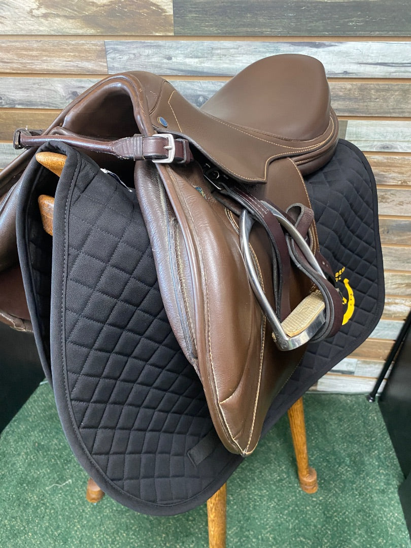 USED Stubben English Jump Saddle 17.5” Dark Oil