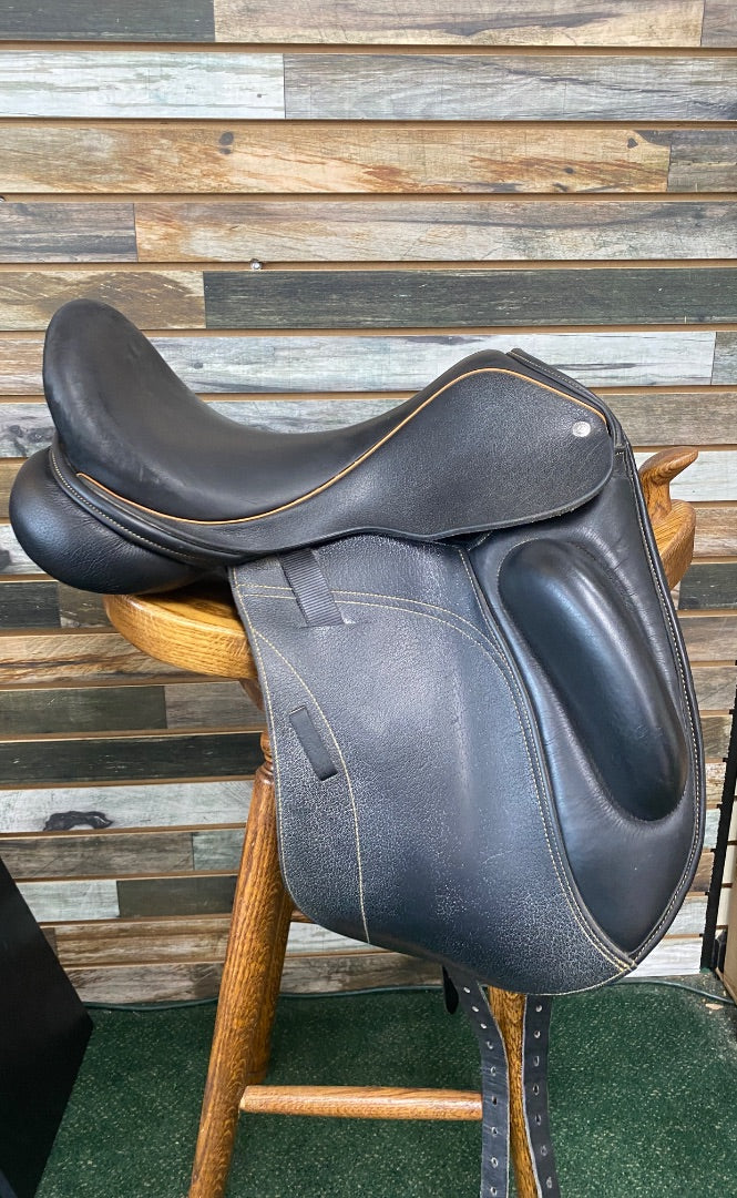 USED Custom Saddlery Dressage Saddle 17" Black