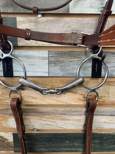USED Stubben Hunter Padded Bridle w/ Reins and Bit Full Chesnut
