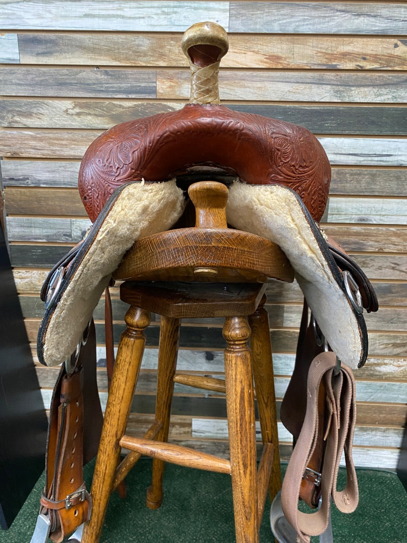 USED High Horse (Circle Y) Barrel Saddle 14” Medium Oil