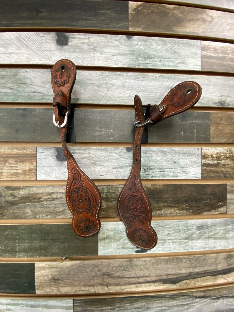 USED  Ladies Western  Tooled Spur Straps  Medium Oil