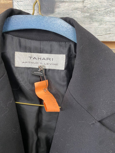 USED Tahari Authur S. Levine Ladies Show Jacket 4 Black