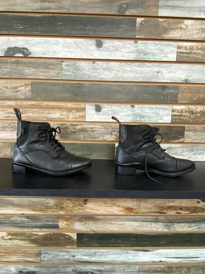 USED Saxon Paddock Boots 3 Black