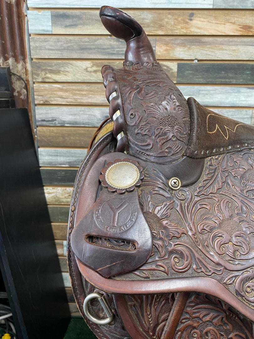 USED Circle Y Western Pleasure Saddle 16" Dark Oil