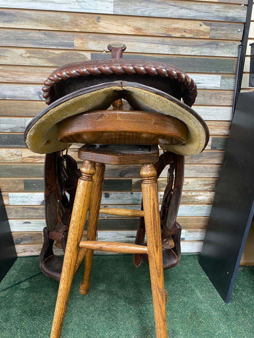 USED Circle Y Western Pleasure Saddle 16" Dark Oil