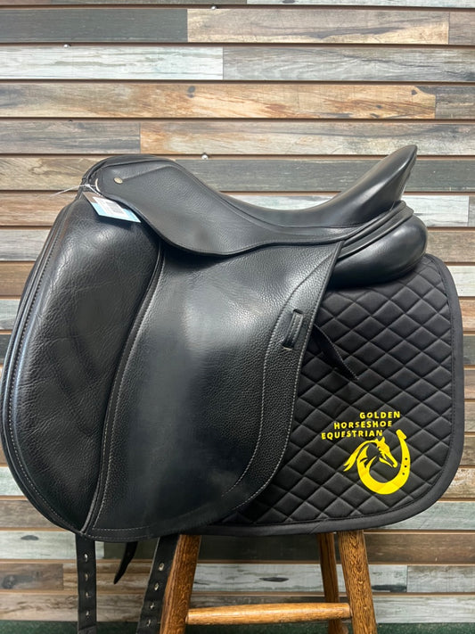 USED Schleese Saddlery Dressage Saddle 18" Black