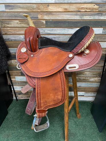 USED Dakota Saddlery Western Barrel Saddle 15” Medium OIl