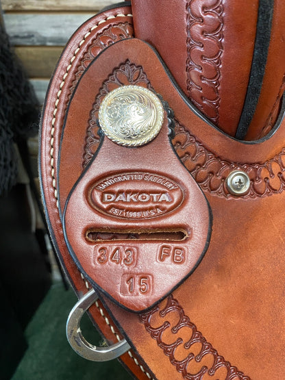 USED Dakota Saddlery Western Barrel Saddle 15” Medium OIl