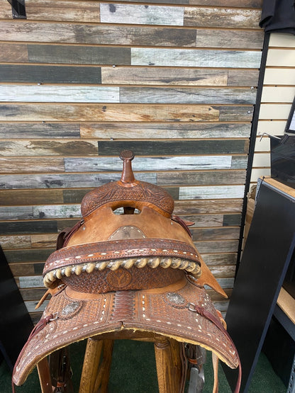 USED Circle Y Barrel Saddle 15” Medium Oil