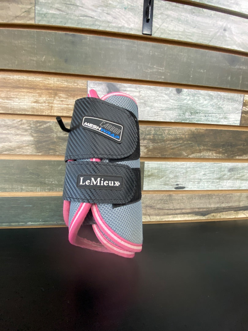 USED LeMieux Mesh Wrap Carbon Brushing Boots Medium