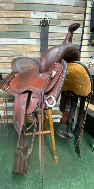 USED Circle Y Flex Saddle Trail with Girth 17" Dark Oil