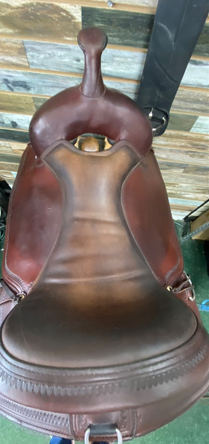 USED Circle Y Flex Saddle Trail with Girth 17" Dark Oil