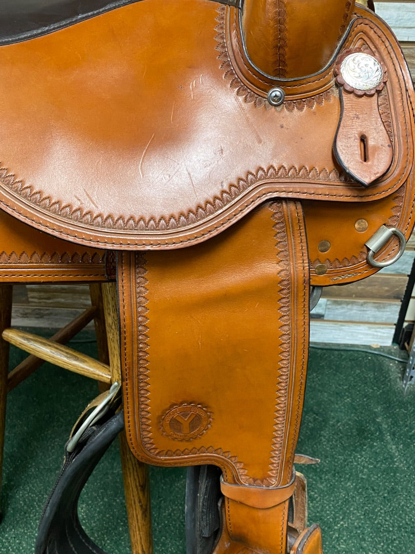 USED Circle Y Flex Lite Park and Trail Saddle 15" | Light Oil