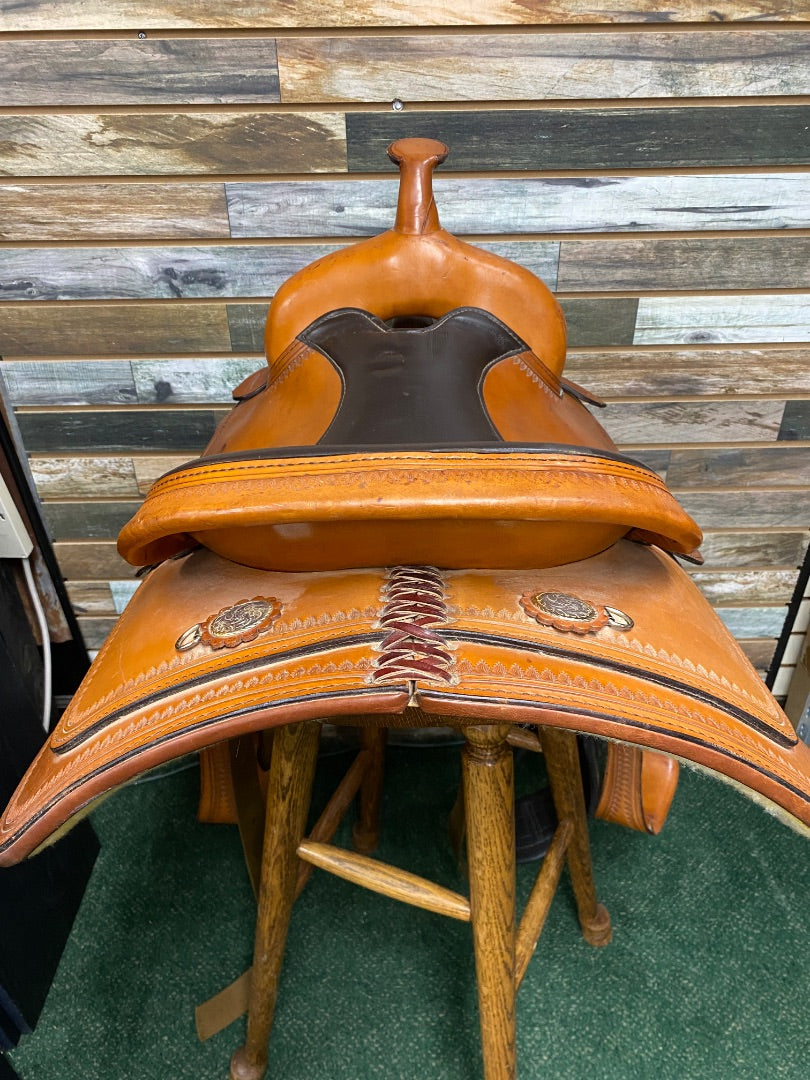 USED Circle Y Flex Lite Park and Trail Saddle 15" | Light Oil