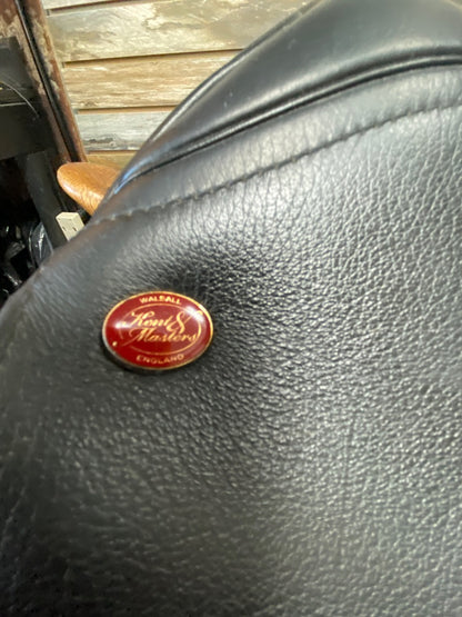 USED Kent & Masters Dressage Saddle 18" Black