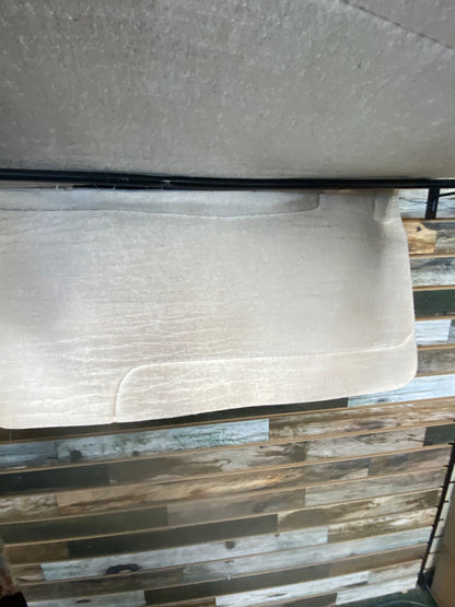 USED Professionals Choice 1" Wool Pad 31"x32" White