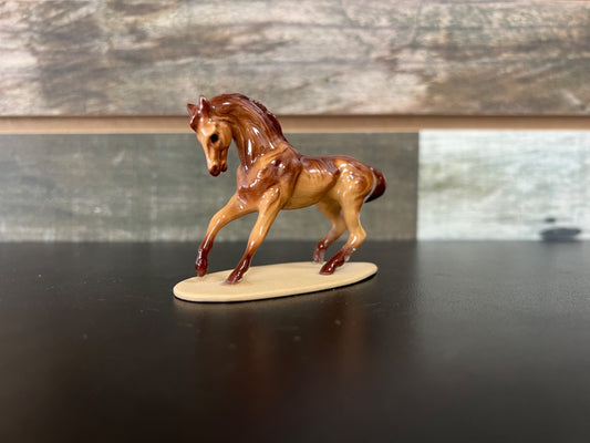 USED Hagen Renaker Chestnut Thoroughbred Porcelain Figurine