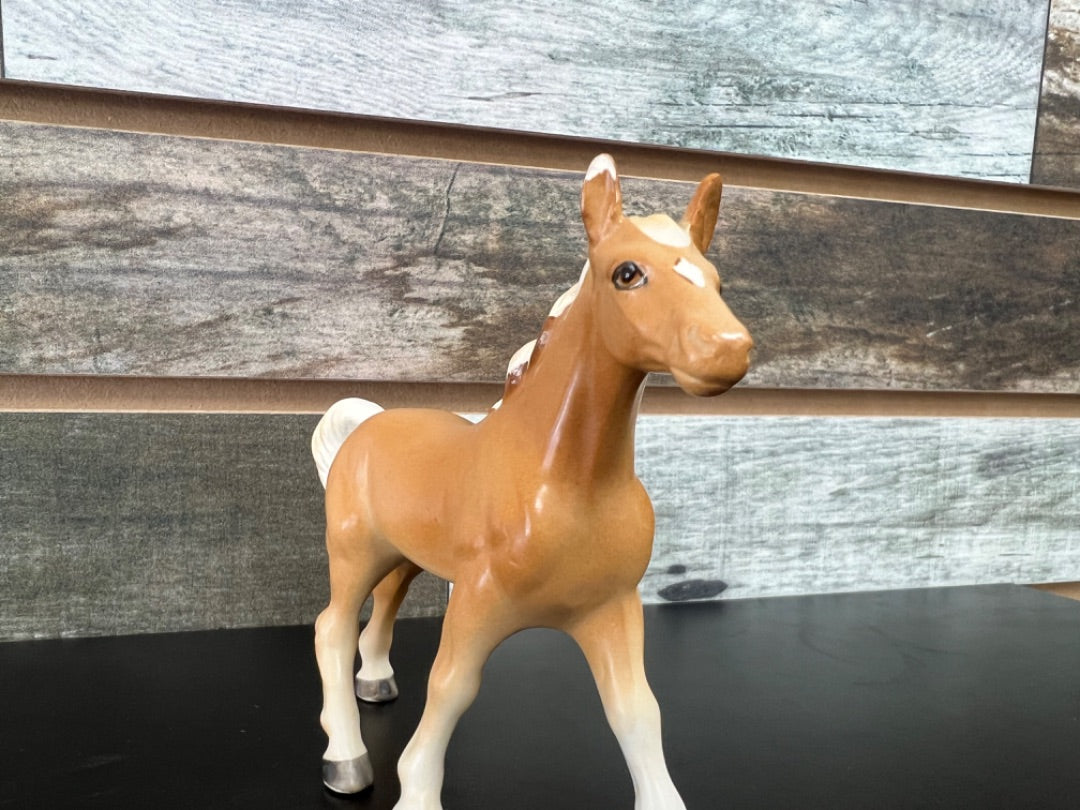 USED  Porcelain Horse Figurine  Palomino