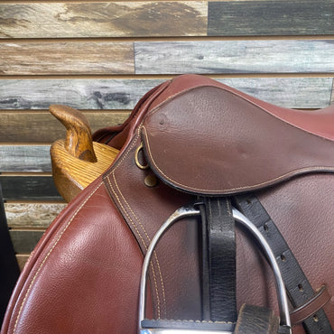 USED Kincade Jump Saddle 16 1/2" Red