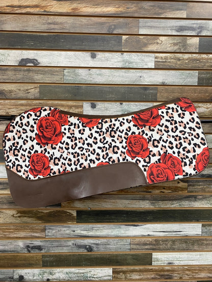USED Hot Headstalls Western Saddle Pad – Roses & Leopard Print