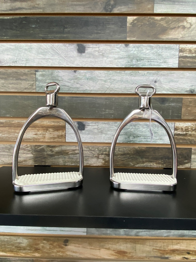 USED Schneiders Comfort Stirrups 4 3/4"