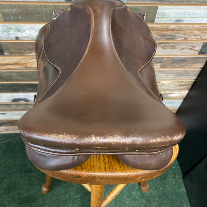 USED Collegiate All Purpose Saddle 18" Medium OIl