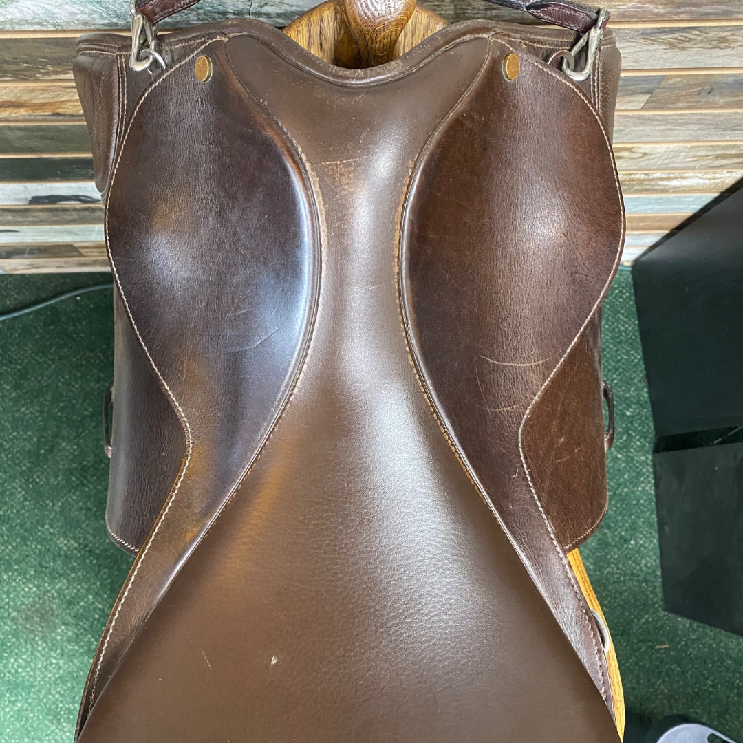 USED Collegiate All Purpose Saddle 18" Medium OIl