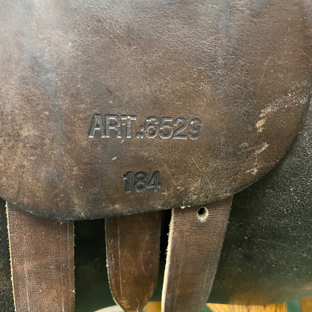 USED Collegiate All Purpose Saddle 18" Medium OIl