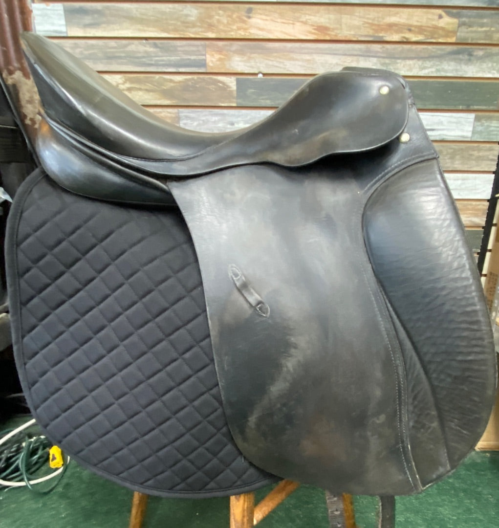 USED Passier Grand Gilbert Dressage Saddle 18" Black