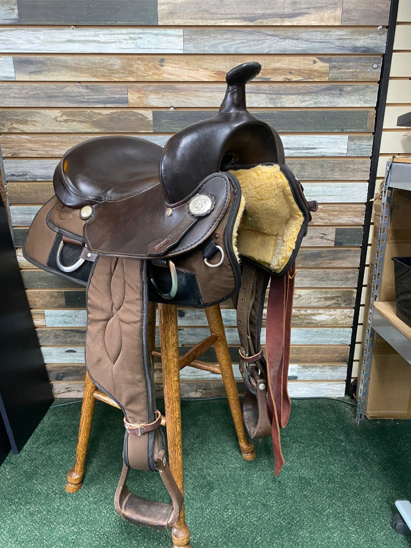 USED Big Horn Western Trail/Pleasure Saddle 15” Dark Oil