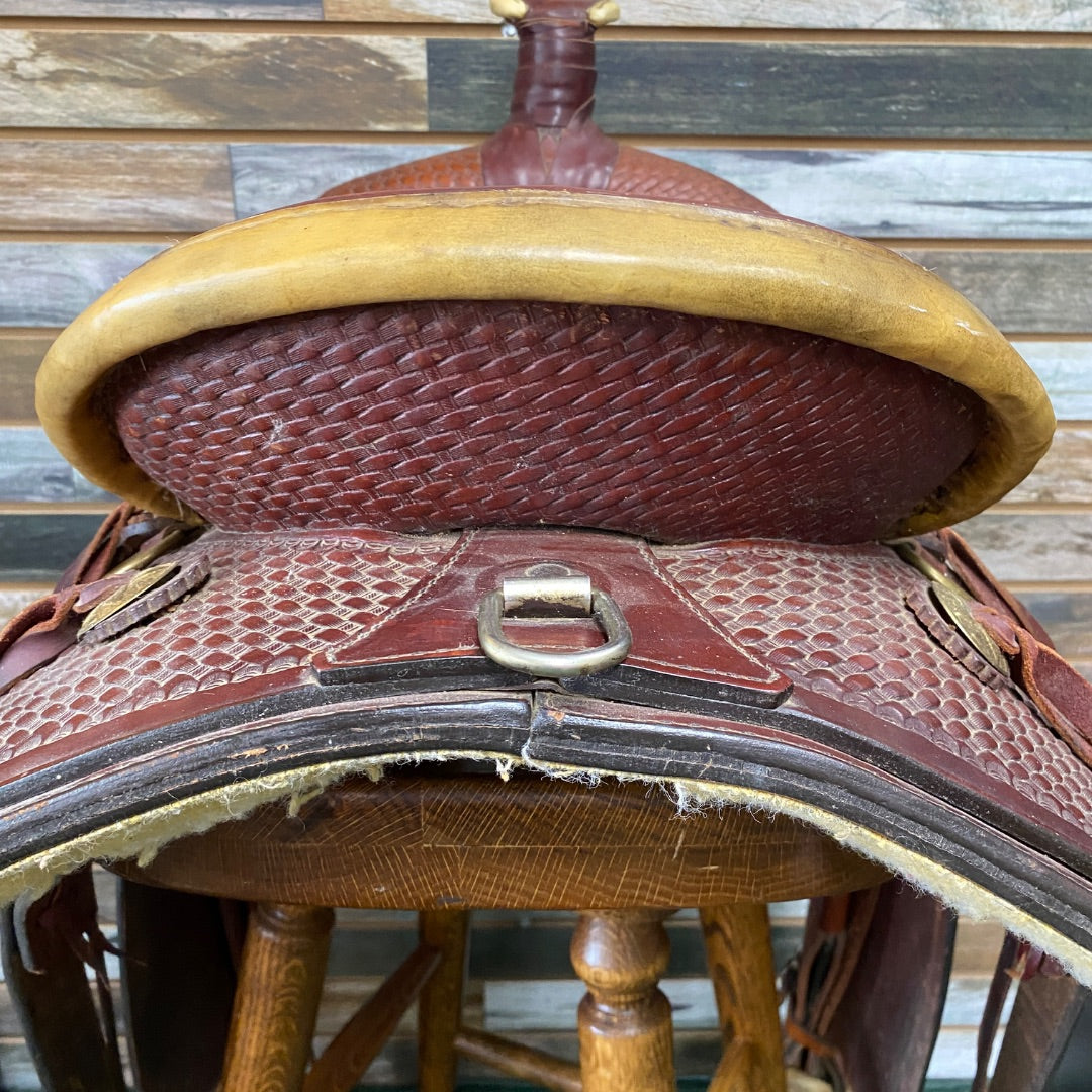 USED Hereford Roping Saddle 15 1/2" Medium Oil