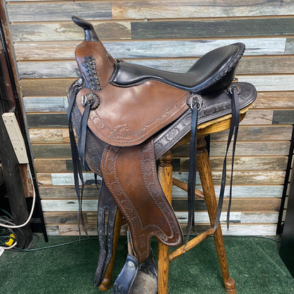 USED Synergist Light Endurance Trail Saddle 15" Dark Oil
