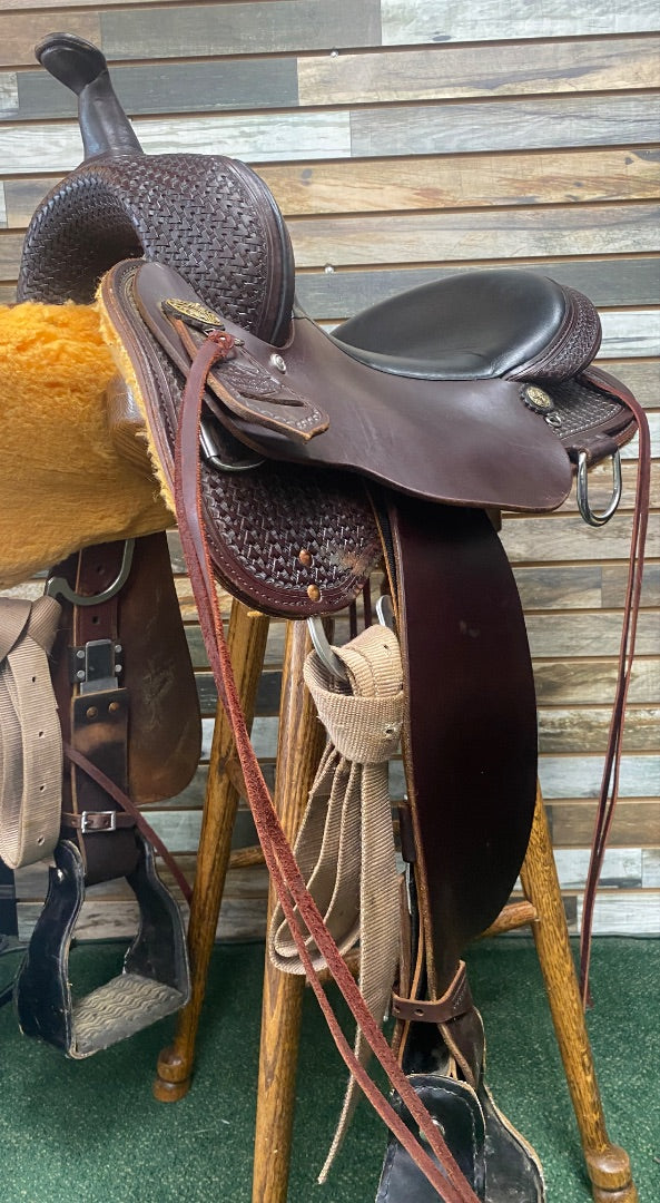 USED Circle Y Arrow Creek Trail Saddle 16" Walnut