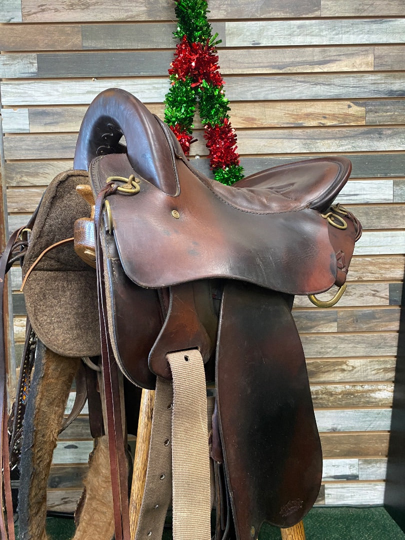 USED Tucker Endurance Saddle | Seat: 16.5" Gullet: 6.5"