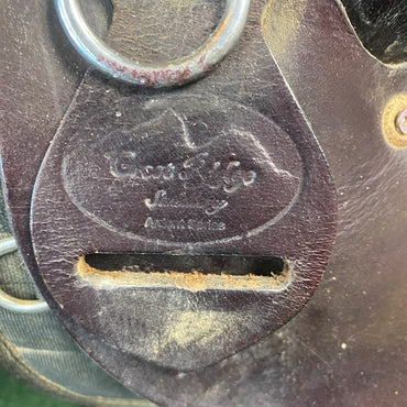 USED Crest Ridge Saddlery Half Synthetic Trail Saddle 15.5" Seat 7" Gullet Dark Oil