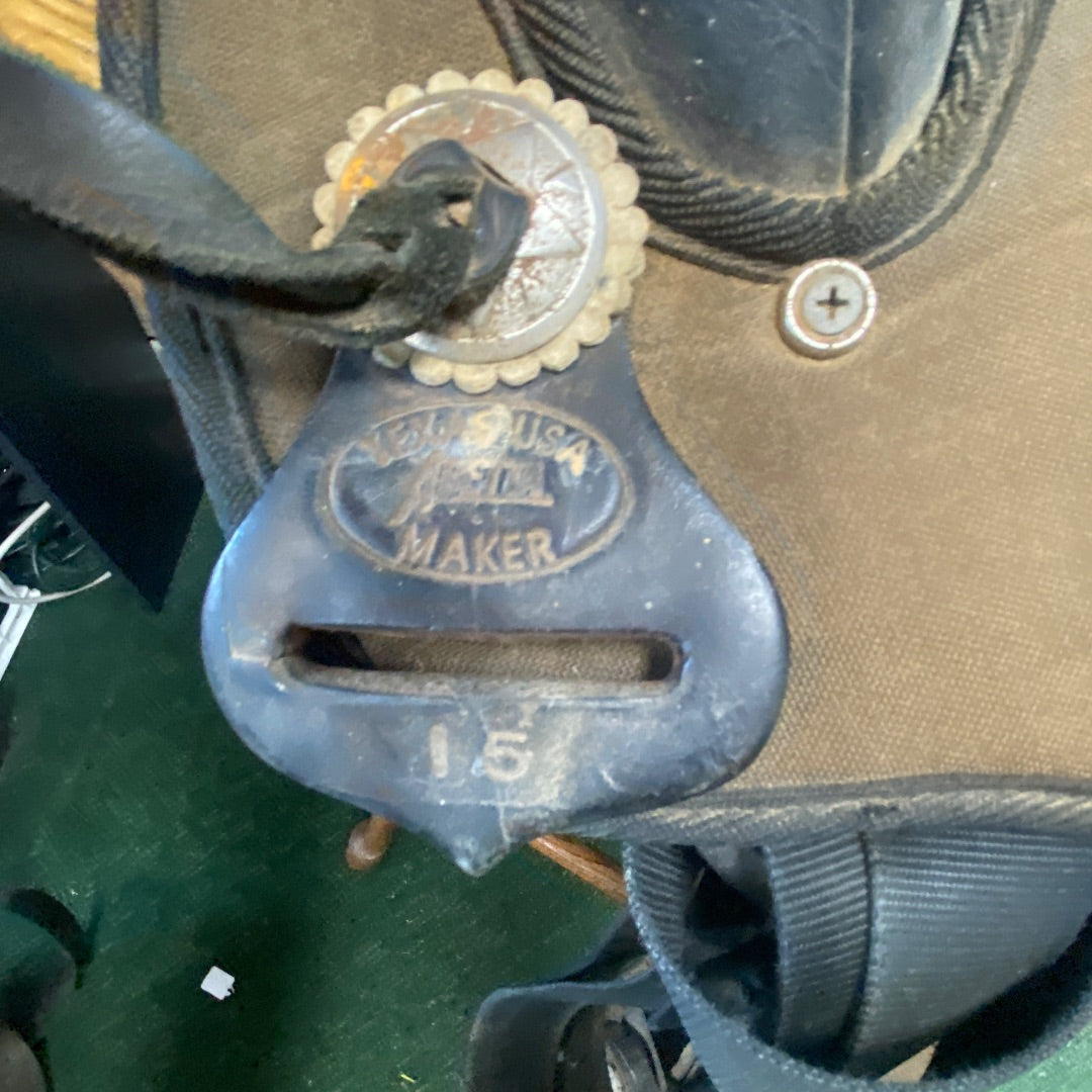 USED Abetta Synthetic Trail Saddle 15" Seat