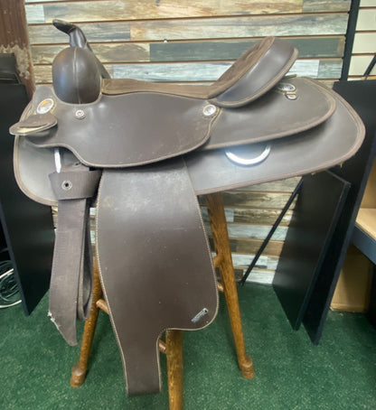 USED Wintec Synthetic Trail Saddle 15" Seat 7" Gullet Brown