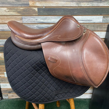 USED Rosetti English Jump Saddle 16.5” Medium Oil