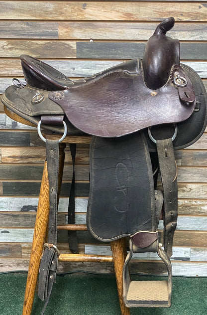 USED Crest Ridge Saddlery Half Synthetic Trail Saddle 15.5" Seat 7" Gullet Dark Oil