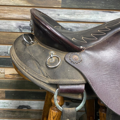 USED Crest Ridge Saddlery Half Synthetic Trail Saddle 15.5" Seat 7" Gullet Dark Oil