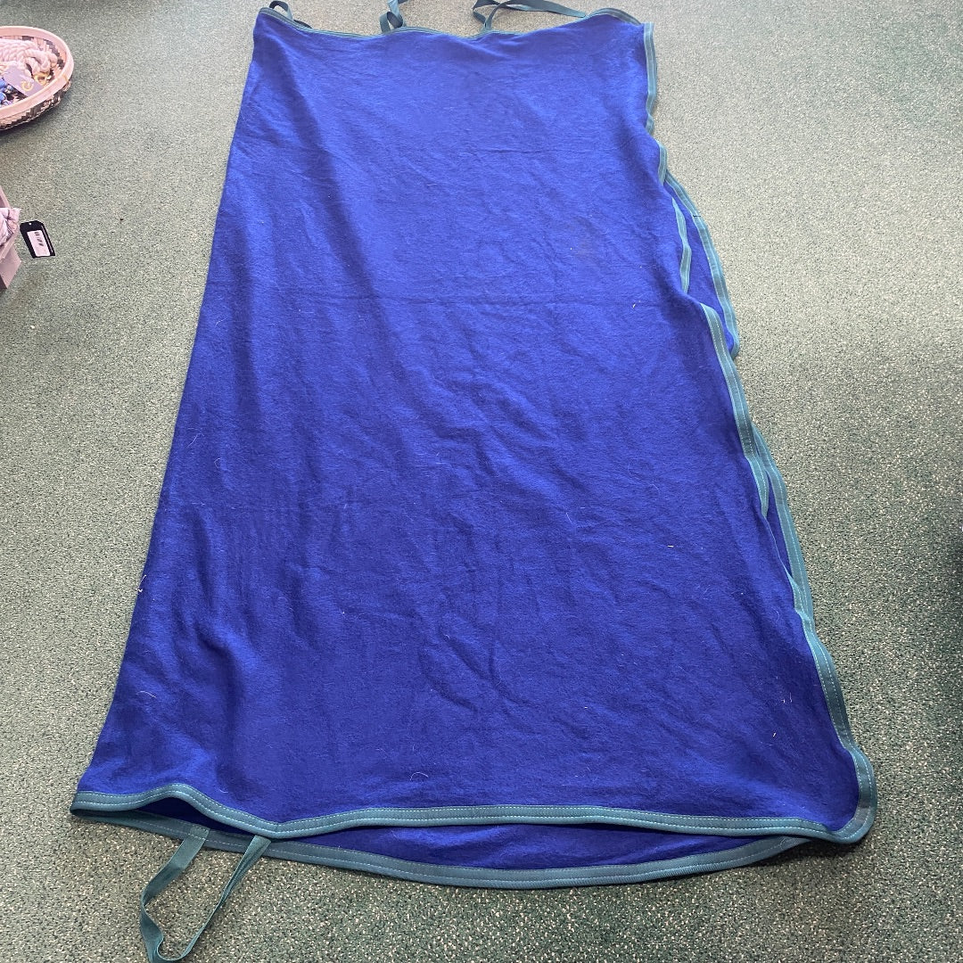 USED Jacks Acrylic Walking Cooler 84x90 Navy