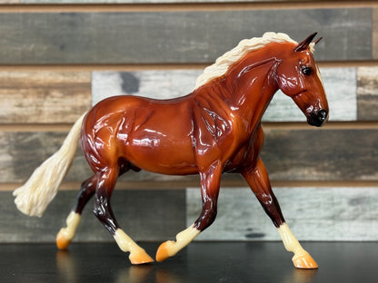 USED BreyerFest 2022 Rotating Draft Surprise Silver Bay - 1,250 Made