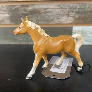 USED Palomino Porcelain Horse Collectible
