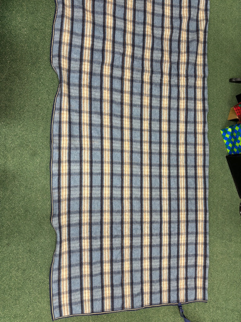 USED Champion Wool Cooler 90 X 96 Plaid